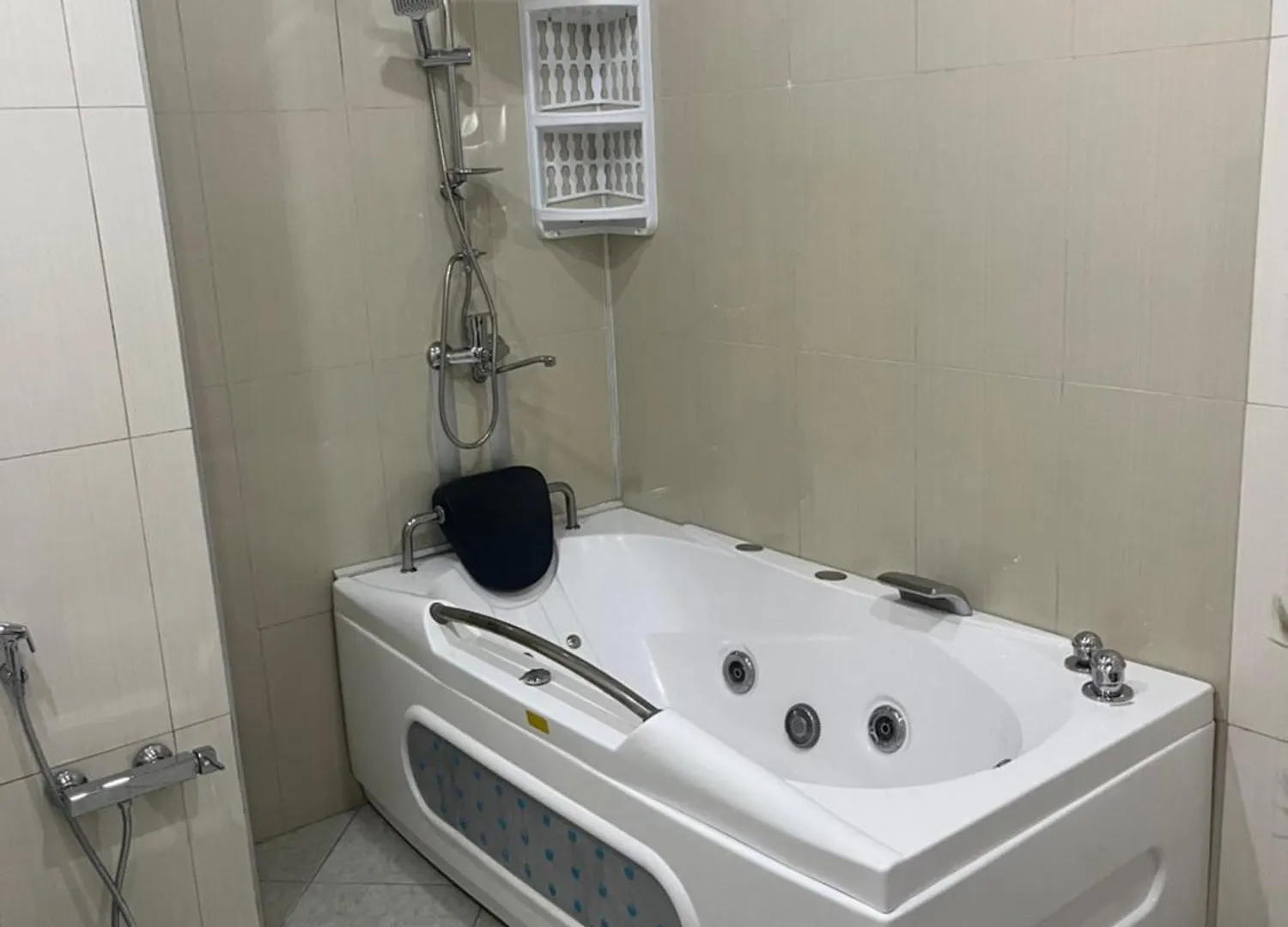 New Modern Apartment With Stunning Sea Views,Near Nizami Street باكو